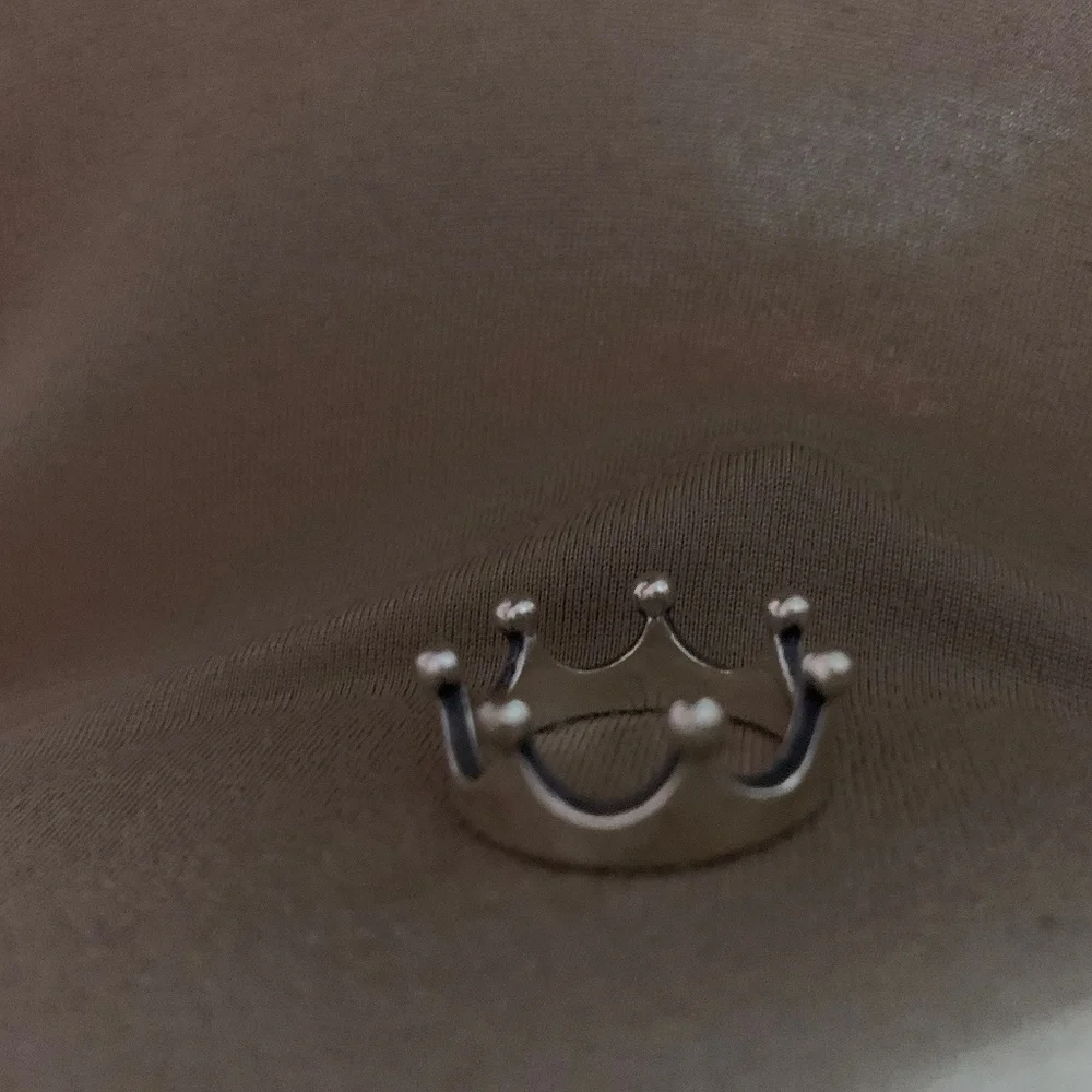 Crown ring - Picture 1 of 1
